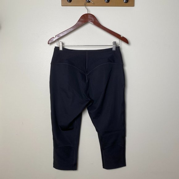 Gymshark Pulse Cropped Legging size L - Picture 2 of 2